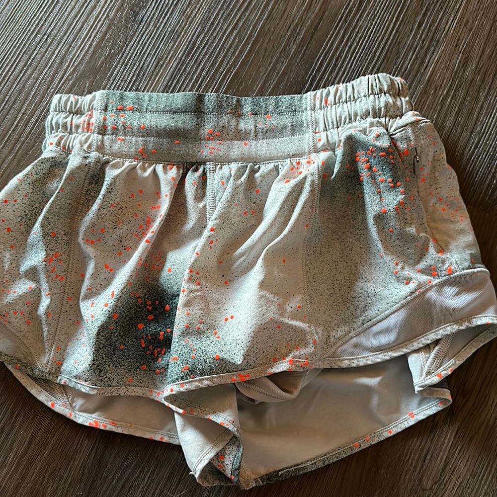 lululemon special edition shorts size 4